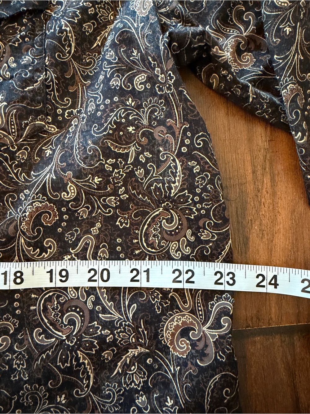 Men's Long Sleeve Paisley Button-Up Shirt - Black & Gold - Picture 4 of 5